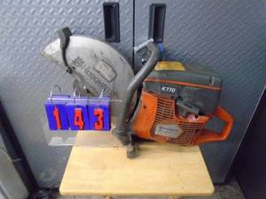 Husquvarna K770 gas cut off saw. Handle needs repair. Consignor says it ran 1 year ago. As shown.