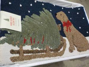 Hand Hooked Accent Rug 22 x 38 Mem...