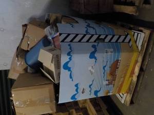 Pallet of Overstock, Unclaimed and ...
