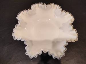 FENTON Silvercrest Milk Glass Double Crimped Bowl