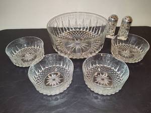 ARCOROC France Glass Salad Bowl  Serving Bowls & S&P Shakers