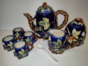 Vintage Replica Ceramic C WAN JIANG Noveau Majolica Berry Floral Teapot Set