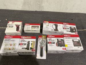 lot 121 image: LOT OF Hyper Tough Tools