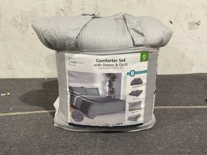 lot 131 image: 8PCS Queen Size Mainstays Reversible Bed in a Bag Comforter Set with Sheets