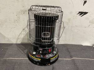lot 165 image: Dyna-Glo 23,800 BTU Indoor Kerosene Convection Heater
