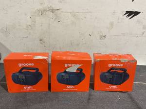 lot 175 image: LOT OF 3 Onn. Portable CD Boombox with Digital FM Radio
