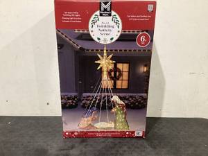lot 635 image: Members Mark 72 Pre-lit Nativity Scene