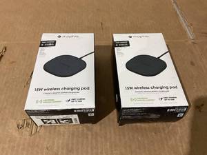 lot 254 image: LOT OF 2 Mophie 15W Universal Wireless Charge Pad, Qi-Compatible Charger