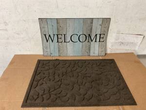 lot 305 image: LOT OF 2 Home Entrance Floor Mats