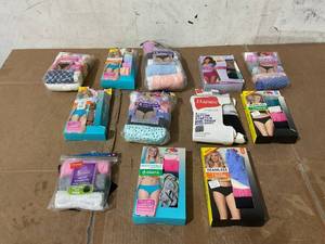 lot 327 image: LOT OF Womens Underwear