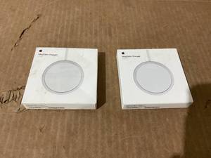 lot 337 image: LOT OF 2 Apple MagSafe Charger (1m) - Wireless Charger with Fast Charging Capability, Compatible with iPhone and AirPods
