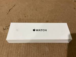 lot 12 image: Apple Watch SE (2nd Gen) GPS 40mm Smartwatch with Midnight Aluminum Case MX73LLA
