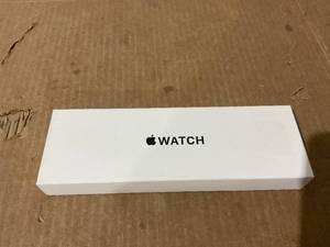 lot 14 image: Apple Watch SE (2nd Gen) GPS 44mm Smartwatch with Midnight Aluminium Case MXEK3LLA