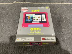 lot 86 image: onn. Pink 8 Kids Tablet, 32GB, (2024 Model)