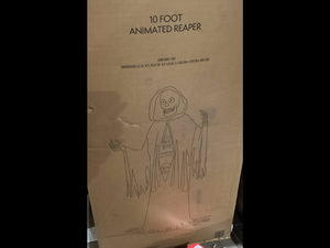 lot 604 image: Members Mark 10 Animated Triple Fright Reaper