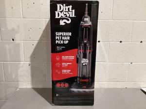 lot 606 image: Dirt Devil Multi-Surface Total Pet Bagless Upright Vacuum Cleaner, UD76410V