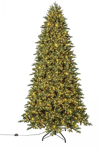 lot 658 image: Members Mark 9 Norway Fir Pre-Lit Christmas Tree