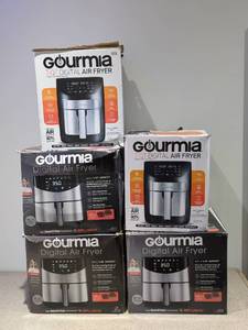 lot 12 image: 5 GOURMIA DIGITAL AIR FRYERS