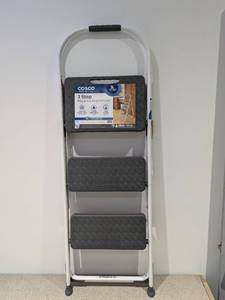 lot 23 image: NEW COSCO 3 STEP FOLDING STEP STOOL