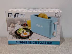 lot 31 image: NEW MY MINI SINGLE SLICE TOASTER