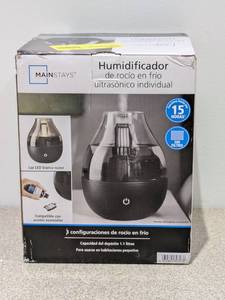 lot 46 image: NEW MAINSTAYS PERSONAL ULTRASONIC COOL MIST HUMIDIFIER