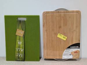 lot 71 image: 2 CUTTING BOARDS ( ARCHITEC POLY-FLAX & FARBERWARE PROFESSIONAL )
