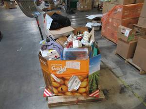 lot 116 image: Pallet of Store Overstock and Ecommerce Product and Returns