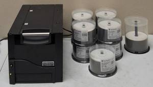 lot 17 image: (1) Everest Encore Rimage Thermo CD Printer & Discs