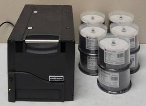 lot 18 image: (1) Everest Encore Rimage Thermo CD Printer & Discs