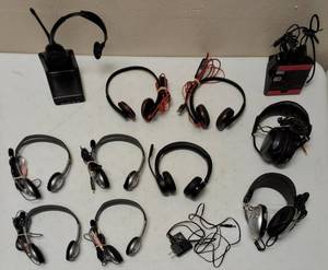 lot 20 image: Variety of Headsets