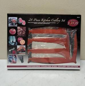 lot 27 image: Chef Deluxe Miracle Edge 21 Piece Kitchen Cutlery Set Professional Stainless