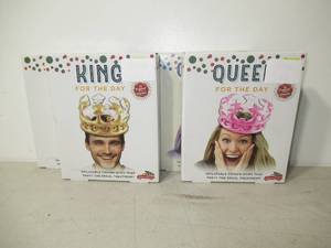 lot 54 image: Lot of 4 Inflatable King  Queen for a Day Crowns