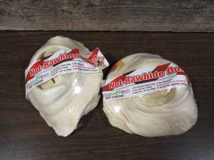 lot 173 image: Set of 2 NATURES OWN USA NOT-RAWHIDE DONUT CHEW TREAT
