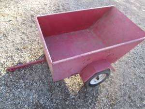 lot 3 image: Pull behind garden trailer with goo...