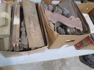 lot 49 image: Furniture restoration parts, trim, ...
