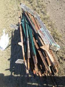 lot 72 image: Pallet of metal T posts...