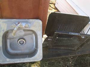 lot 86 image: Stainless steel sink and Chim-A-Lat...