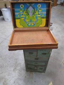 lot 104 image: Wood chest and vintage organizer fu...