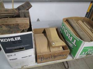 lot 107 image: Furniture repair parts and a wood c...