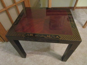Occasional table