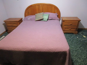 Bed & Night Stands