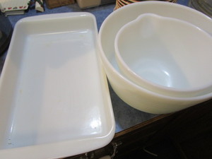 Milk Glass Mixing Bowls & Baking Dish