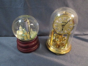 German Clock, Snowglobe