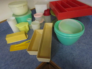 Tupperware, Drawer Organizers, Turntables