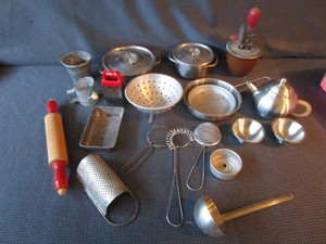 Childs Kitchen Play Set, Nutmeg Grinder