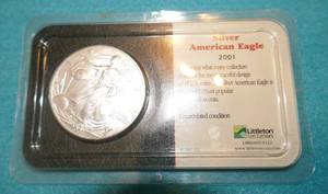 lot 18 image: 2001 Silver American Eagle uncirculated