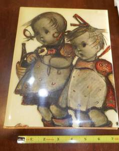 lot 6 image: Two music jewelry boxes both working