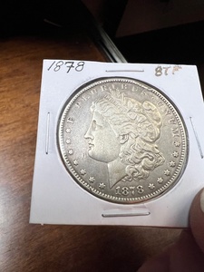 1878 Morgan Silver Dollar 8 tail-feathers