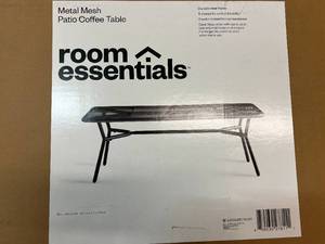 Room Essentials Metal Mesh Patio Coffee Table
