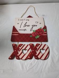lot 92 image: Valentines Day Wall Decor Sign - I Cant Say I Love You Enough